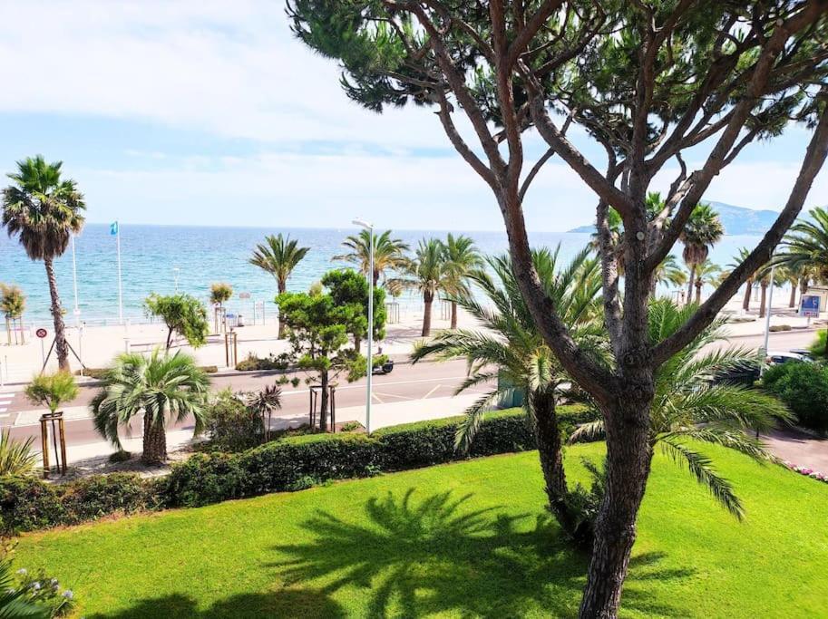 Cnossos Yourhosthelper Cannes Extérieur photo